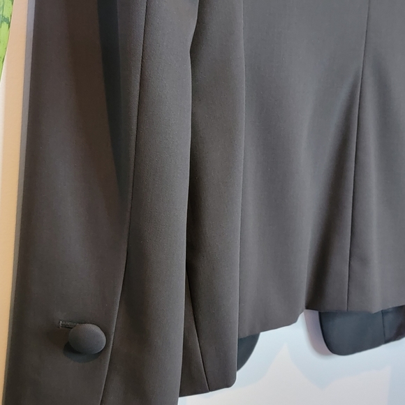 Giorgio Armani Women’s Blazer Jacket — Size 42 - Picture 7 of 15